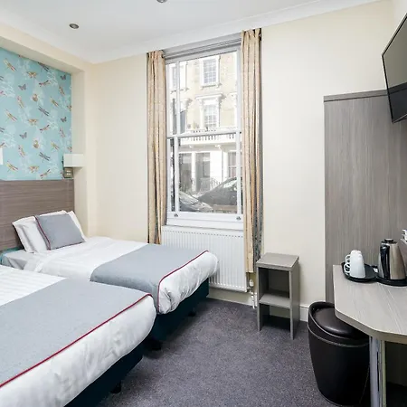 Oyo Bakers Hotel London Victoria Exterior photo